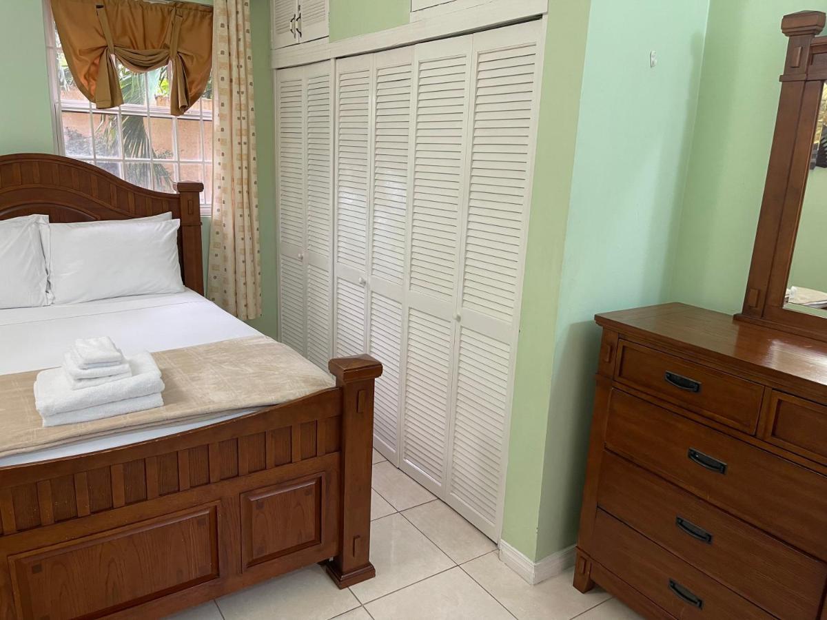 Kingstons Finest - Centrally Elegant Apartment